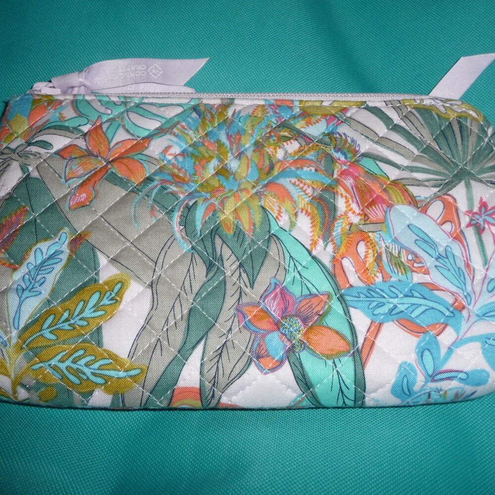 Large Wristlet - Picture 2 of 3